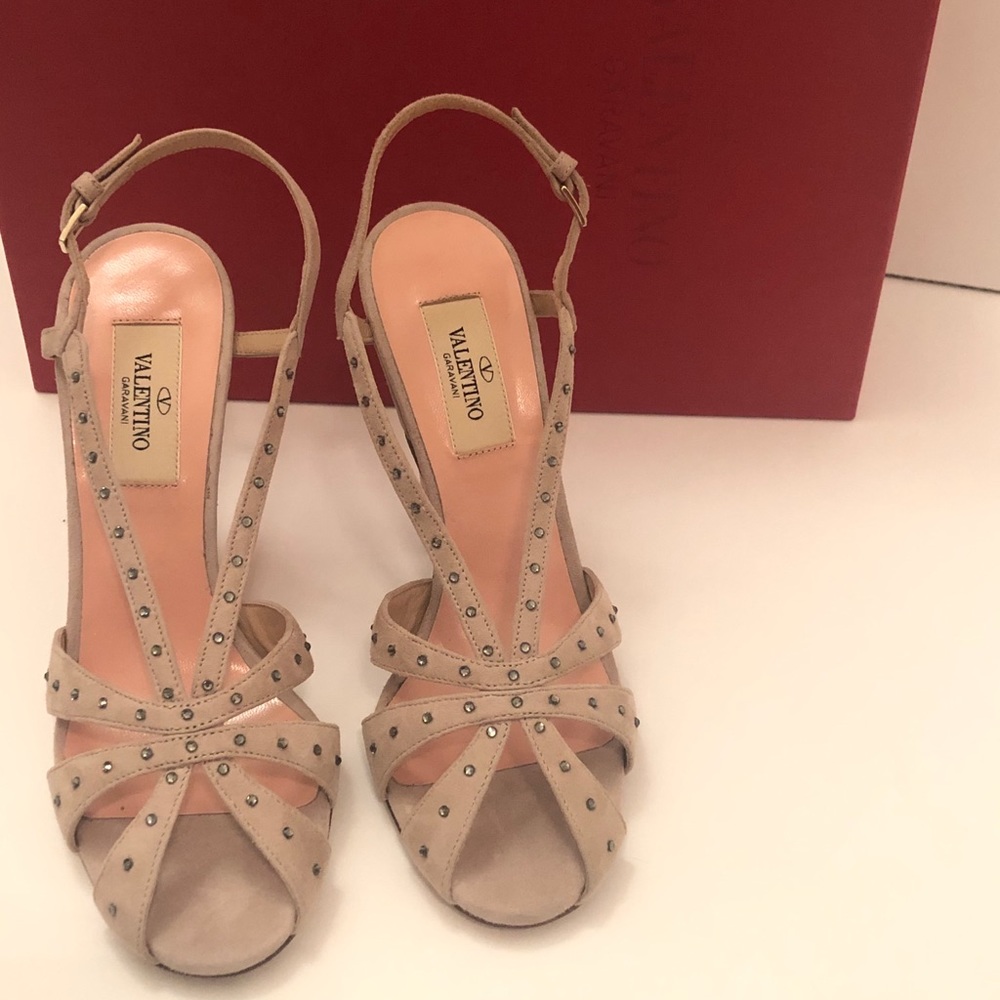 NWOT Valentino Garavani Heels